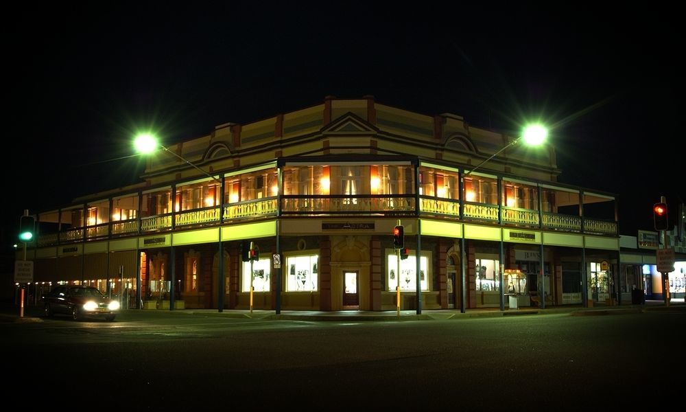 The Astra Broken Hill Hotel Exterior photo